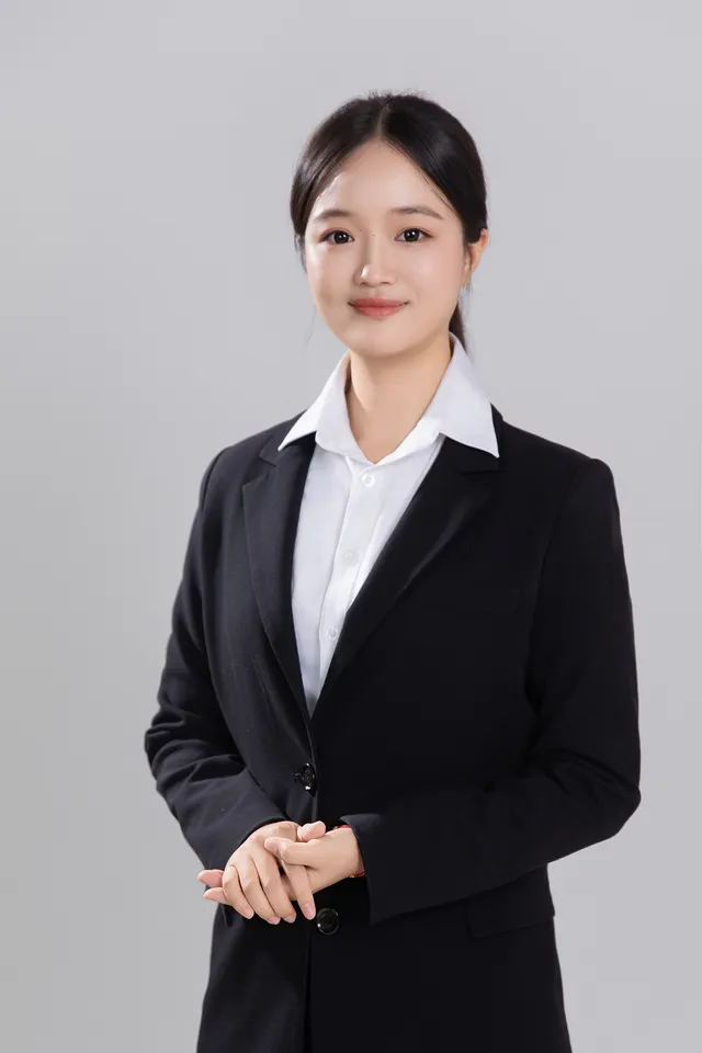 黄巾凤老师形象照